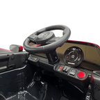 Intérieur de la voiture électrique pour enfant Petit Pilote Mini Cooper S avec volant, tableau de bord et écran digital