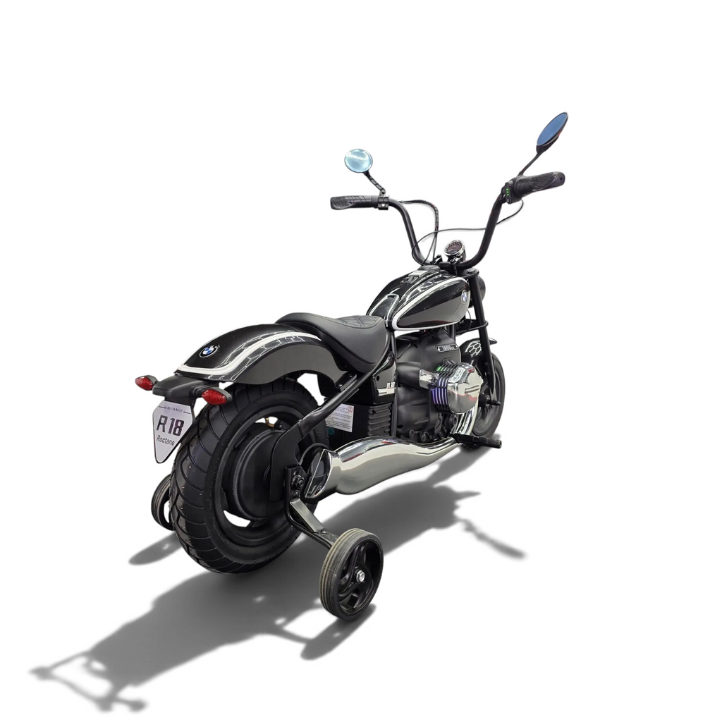 Moto électrique enfant Petit Pilote BMW R18 noire avec roues stabilisatrices, siège en cuir et détails chromés