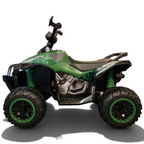 Quad électrique enfant Petit Pilote Phyton 12V vert avec motif camouflage, roues tout-terrain et design robuste.