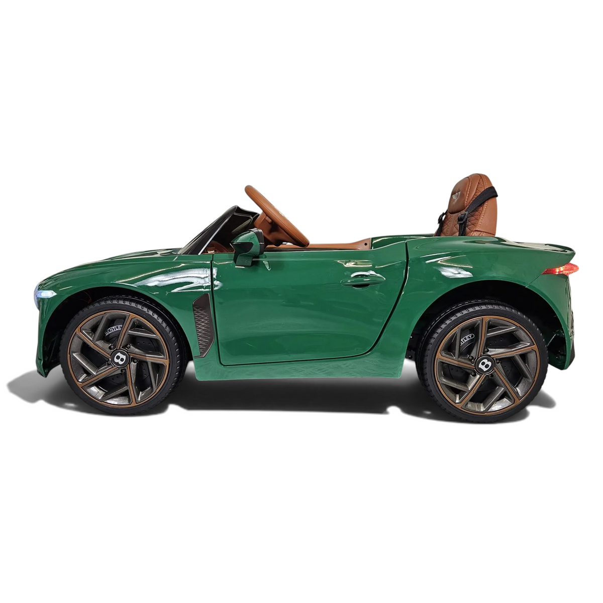 Voiture électrique enfant Petit Pilote Bentley Bacalar vert métallisé avec siège en cuir et pneus en caoutchouc
