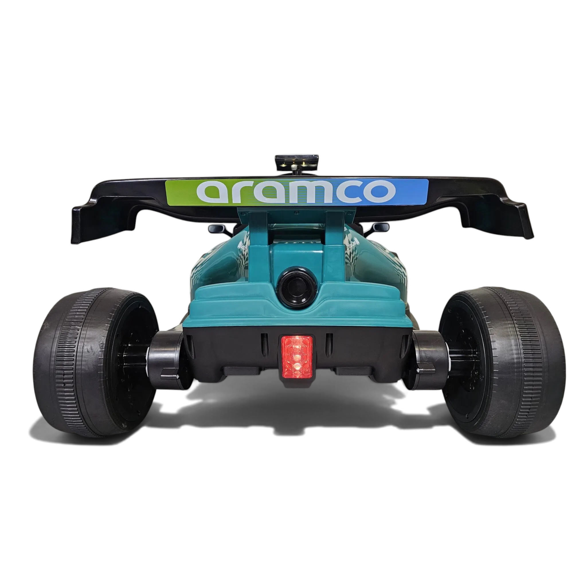 Vue arrière de la voiture électrique enfant Petit Pilote Aston Martin F1 verte avec aileron et pneus EVA