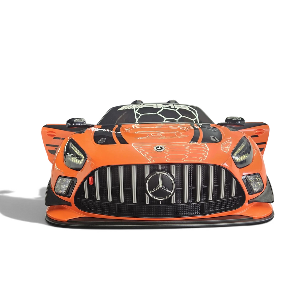 Voiture électrique enfant Petit Pilote Mercedes AMG GT3 orange avec calandre sportive et phares LED fonctionnels