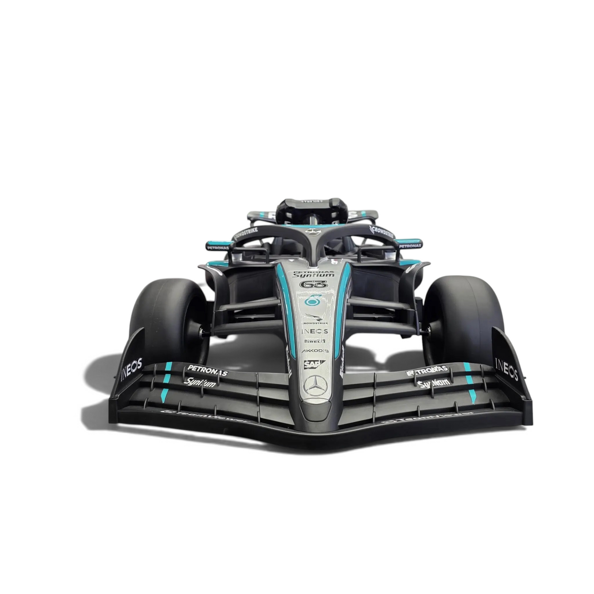Voiture électrique enfant Petit Pilote Mercedes Formule 1 noire avec détails turquoise et logos de course officiels