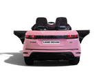 Vue arrière de la voiture électrique pour enfant Petit Pilote Range Rover Evoque rose avec feux rouges allumés