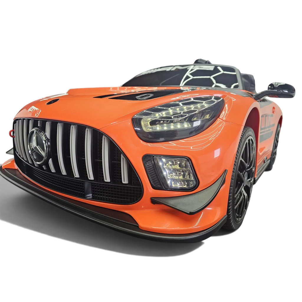Voiture électrique enfant Petit Pilote Mercedes AMG GT3 orange avec phares LED détaillés et calandre sportive