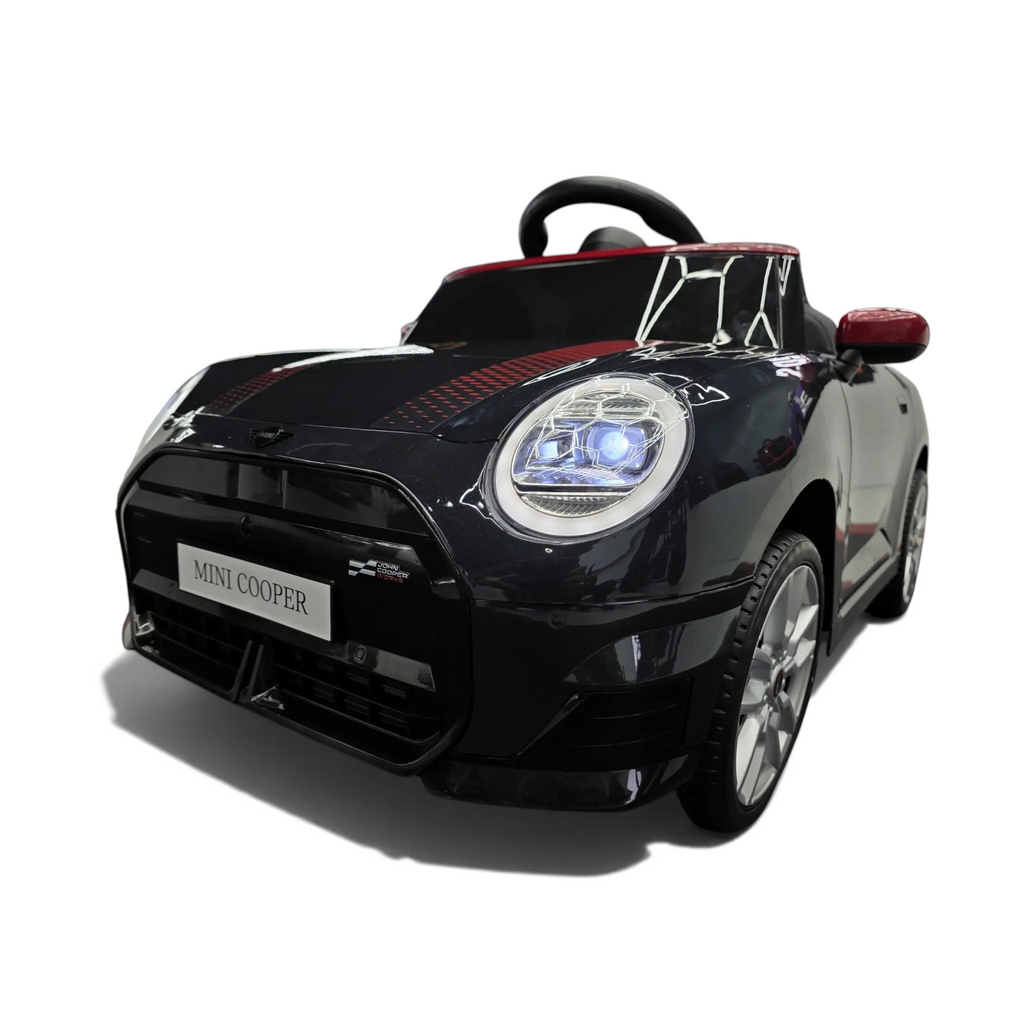Voiture électrique pour enfant Petit Pilote Mini Cooper S noire métallisée avec phares LED et détails sportifs
